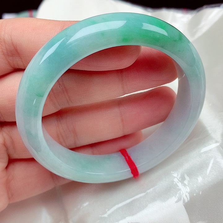 翡翠未镶嵌手镯56～57春彩正圈手镯