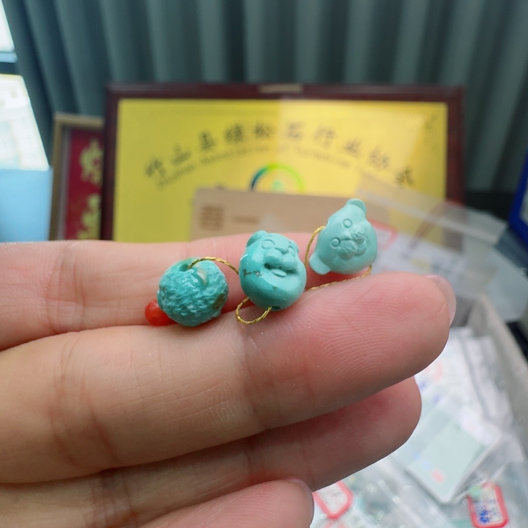 南红玛瑙未镶嵌珠宝奇石