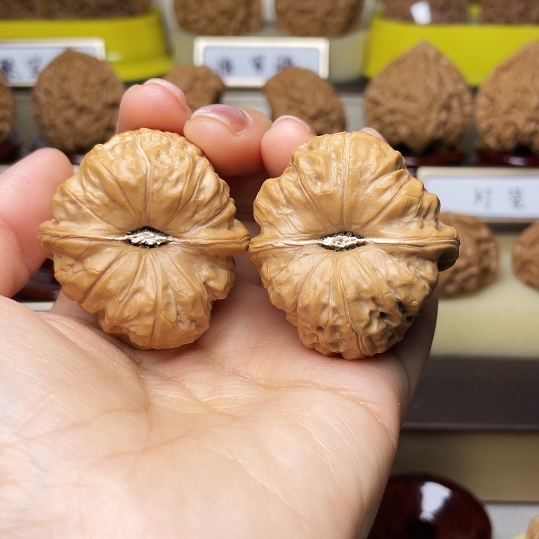 把件文玩核桃南瓜墩37左右