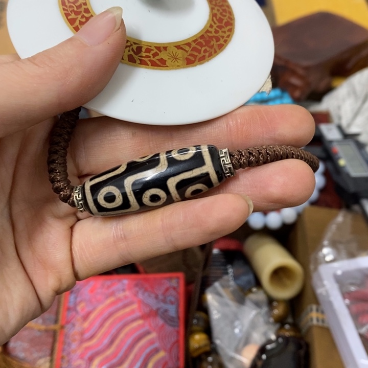 瓷片哈中古工艺品一件