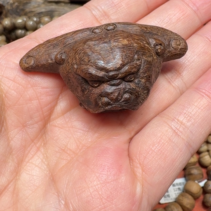 大叶紫檀（黑酸枝木类）