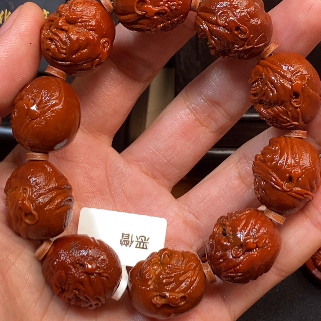 王***生吊坠橄榄核Dhd恶僧