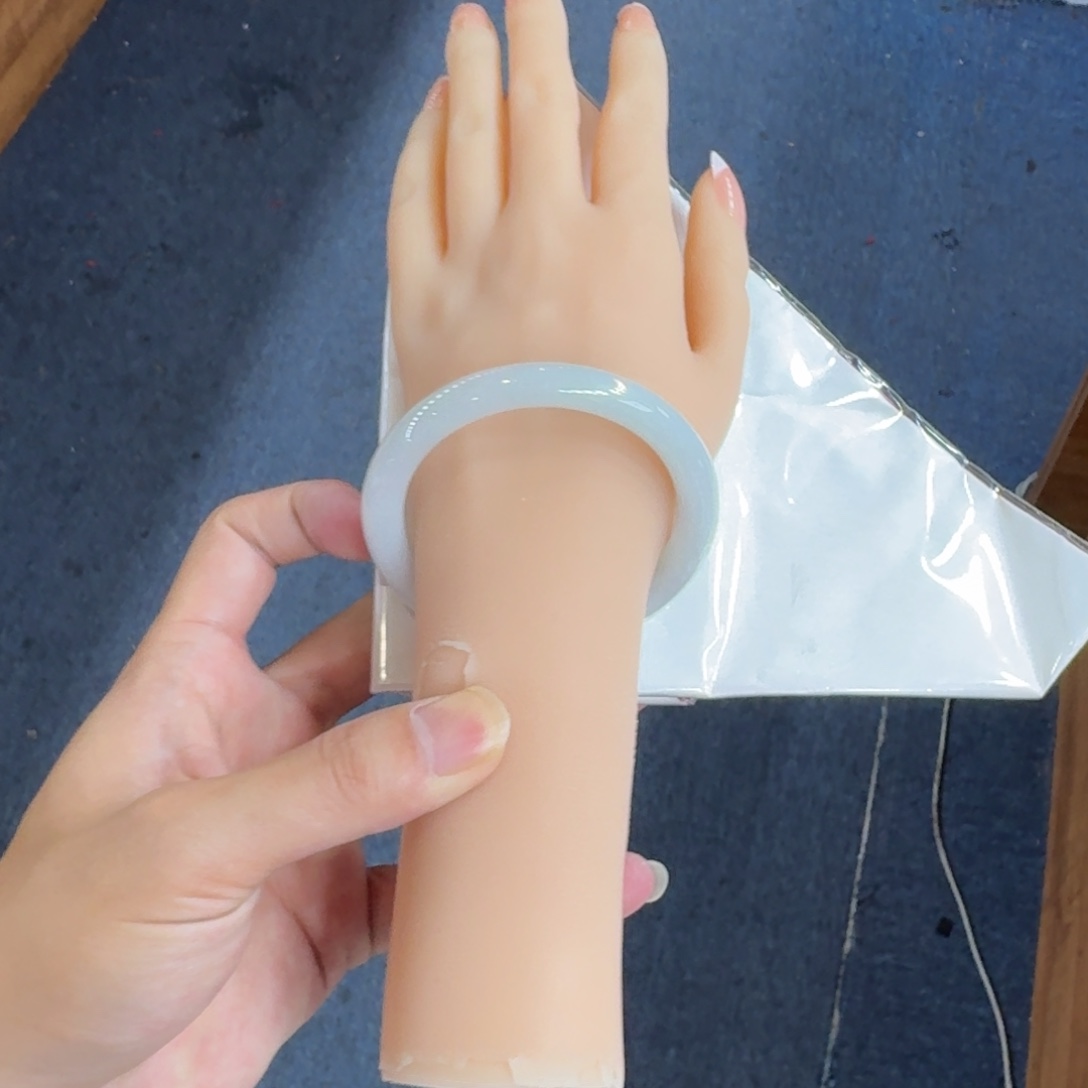 翡翠未镶嵌手镯纯天然缅甸翡翠A货