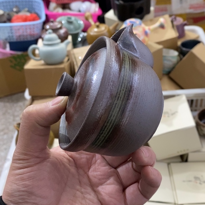 陶瓷艺术品及陶瓷壶