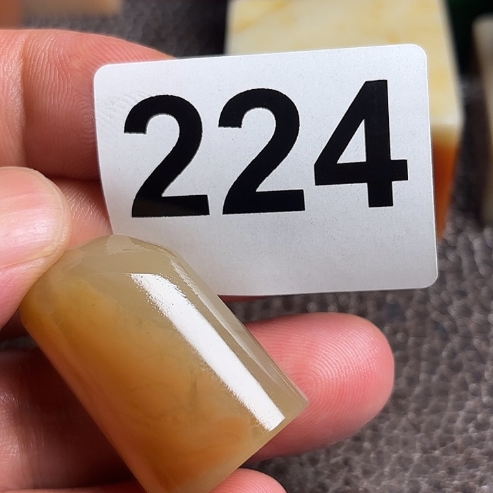 衆***動老挝石精美老挝田