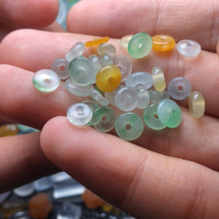 未镶嵌定制翡翠挂件