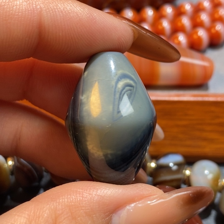 上***水玛瑙/玉髓未镶嵌颈饰