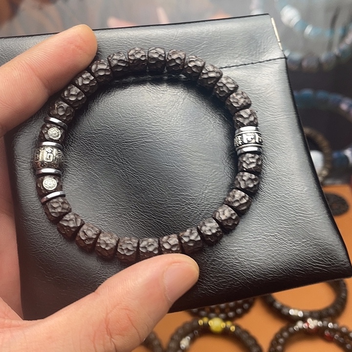 椰蒂手串8无相貔貅上上签，核桃