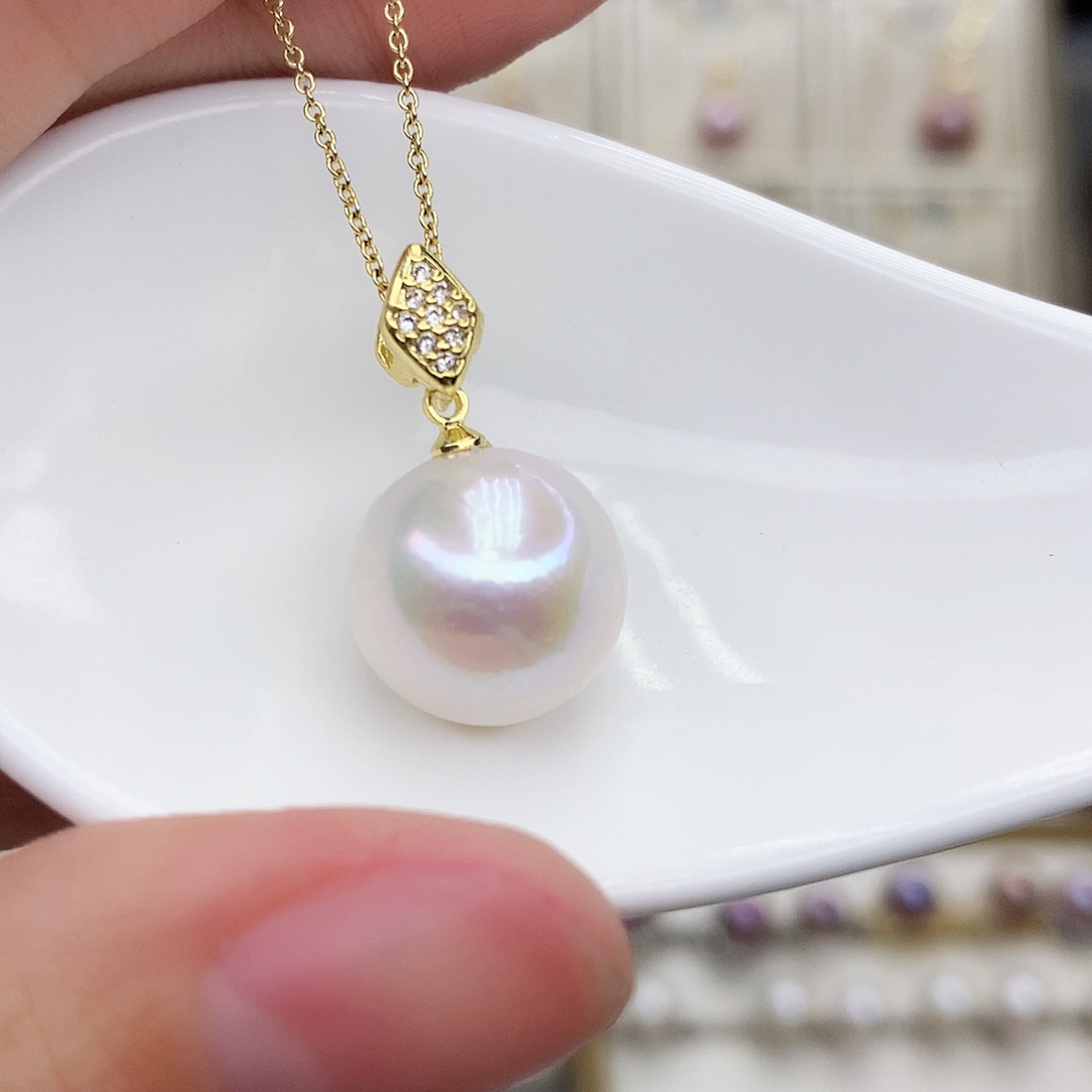 淡水珍珠颈饰合金