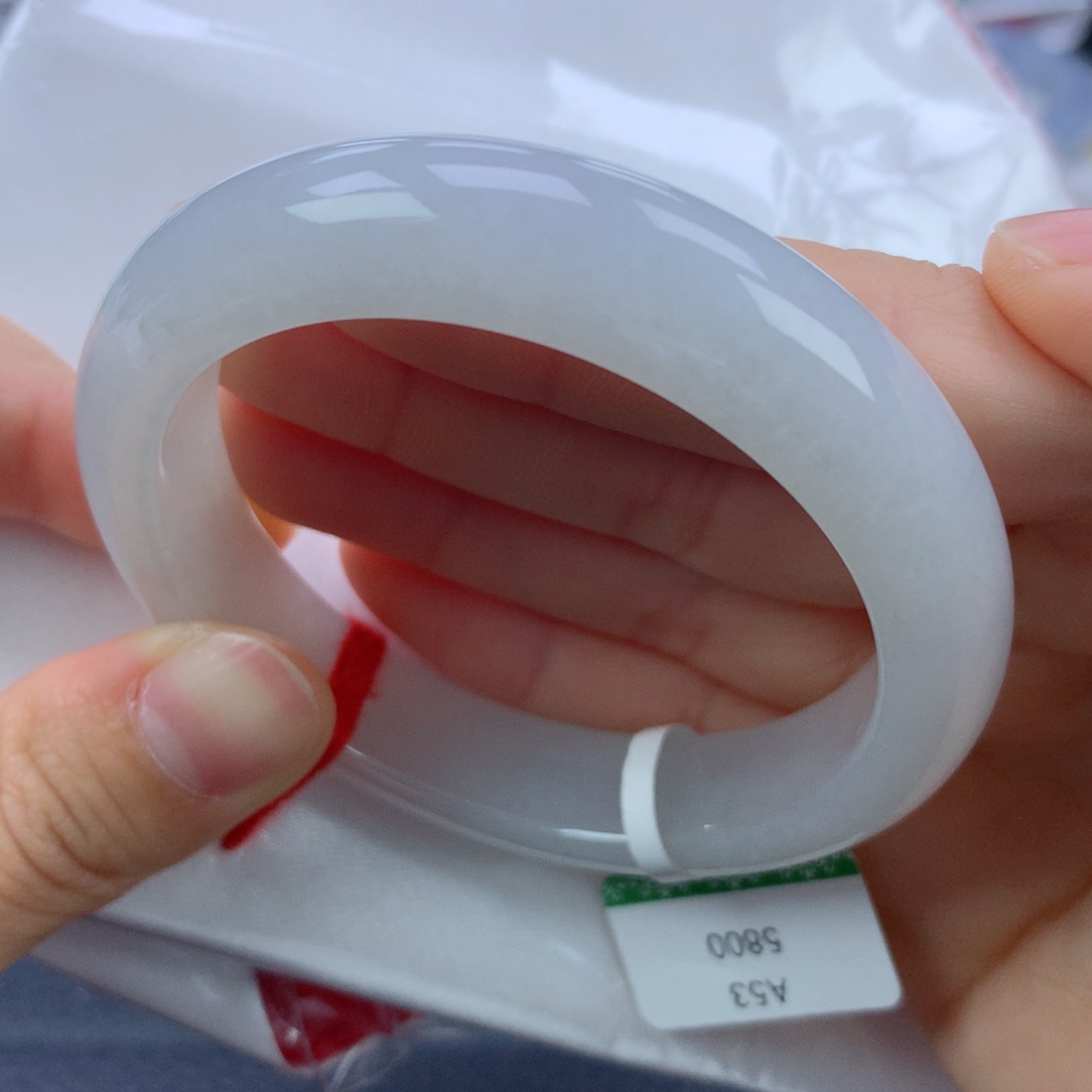 翡翠手镯未镶嵌53.8正