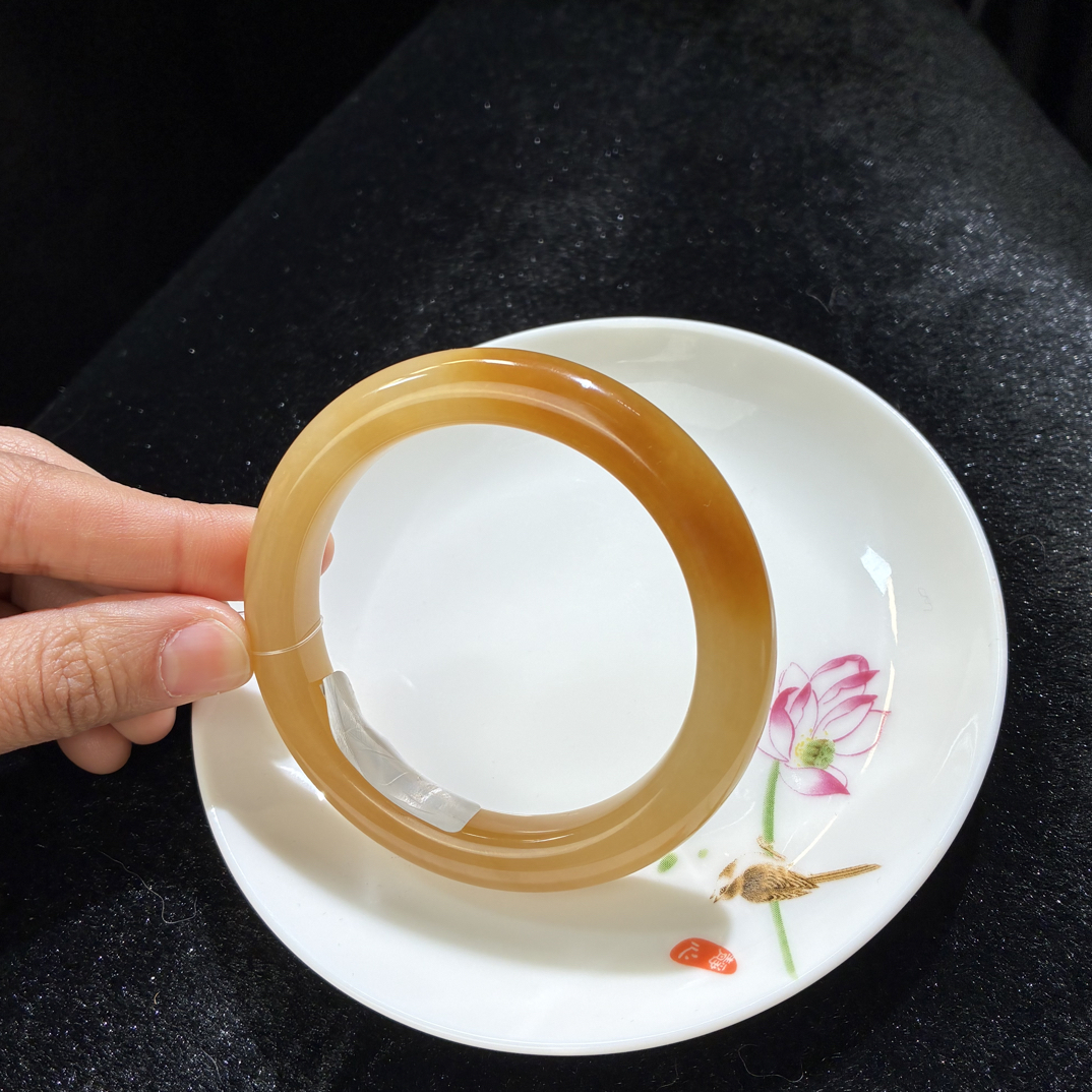 和田玉新疆毕业品糖手镯55