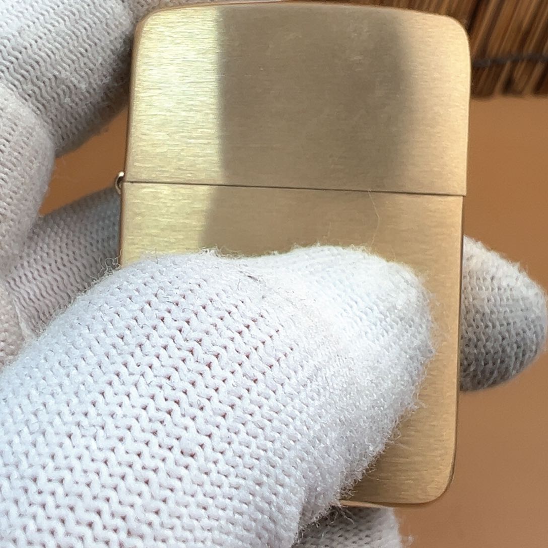 对**情镀铬时刻精雕工艺