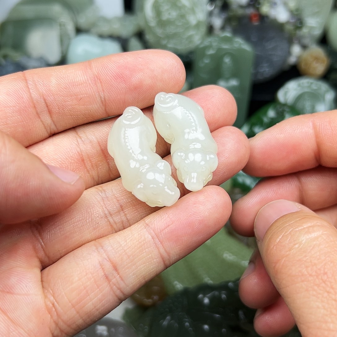 和田玉颈饰未镶嵌