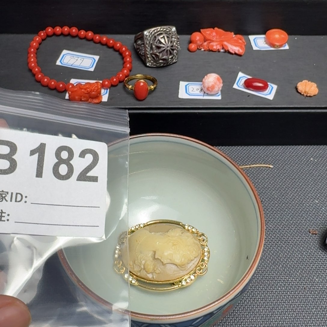 茶盏我**光默认微瑕看好出手