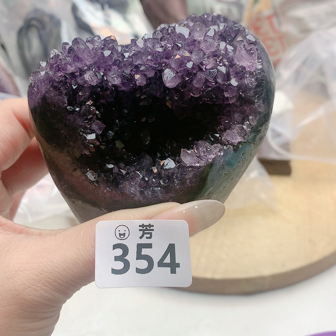 紫晶大型摆件（非配饰）未镶嵌