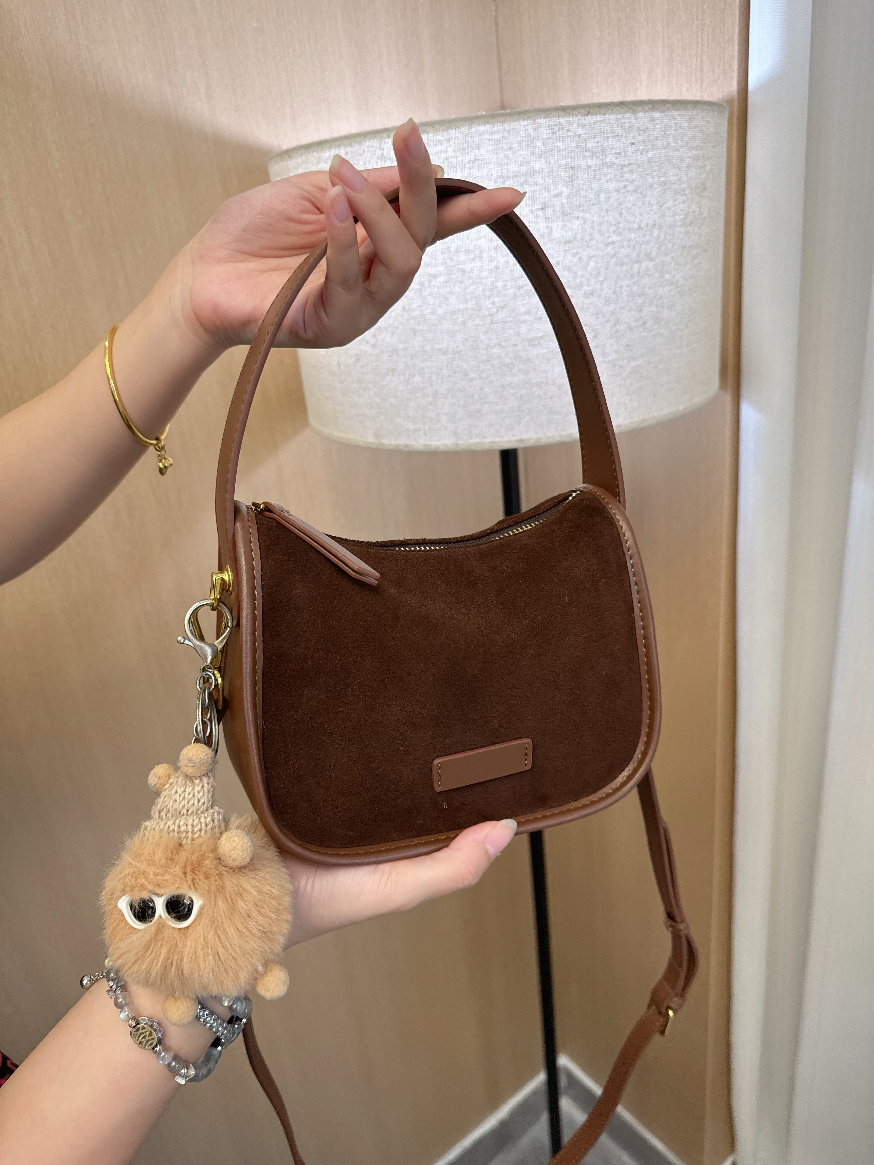 【主播专属】2025新款时尚网红百搭秋冬女包磨砂复古手提单肩斜挎包