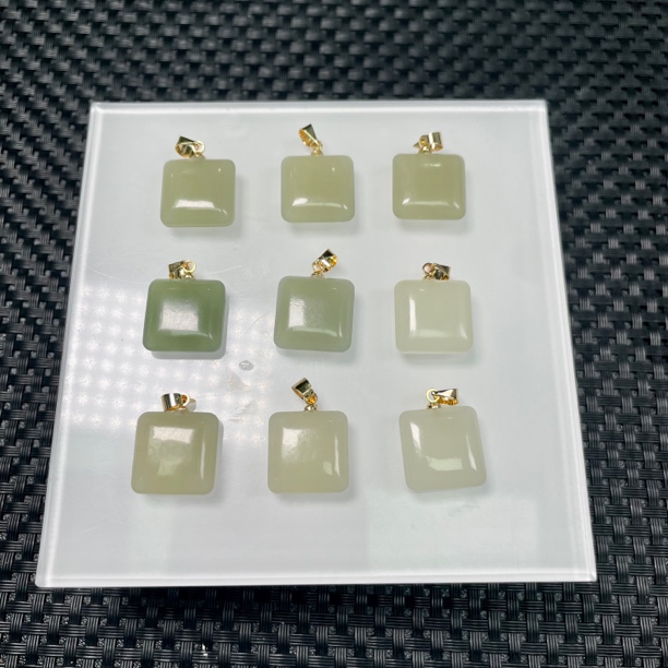 和田玉晴水小方糖无事牌约15mm精致洋气（多样性发一件）