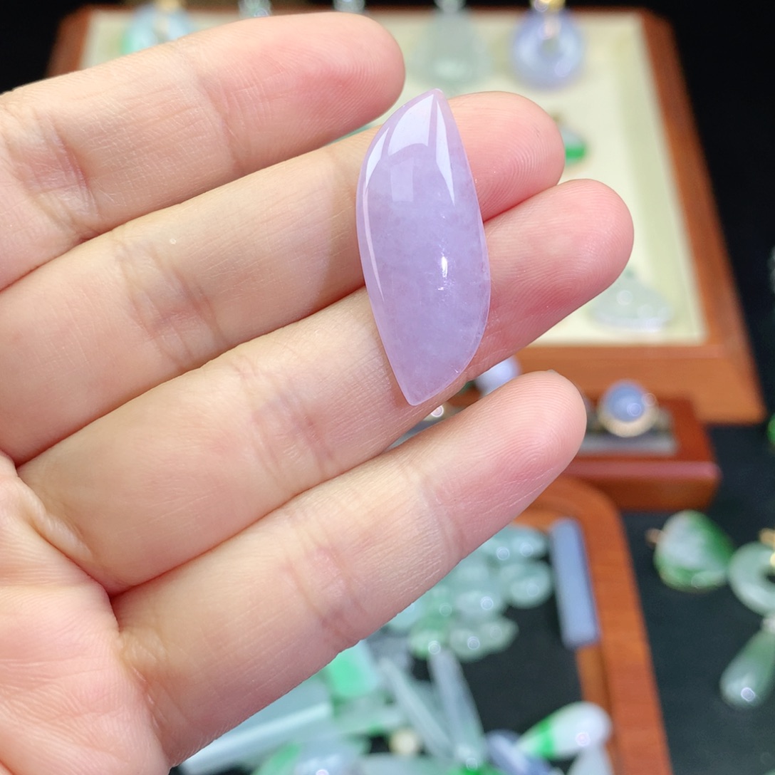 翡翠颈饰未镶嵌天然翡翠吊坠a货