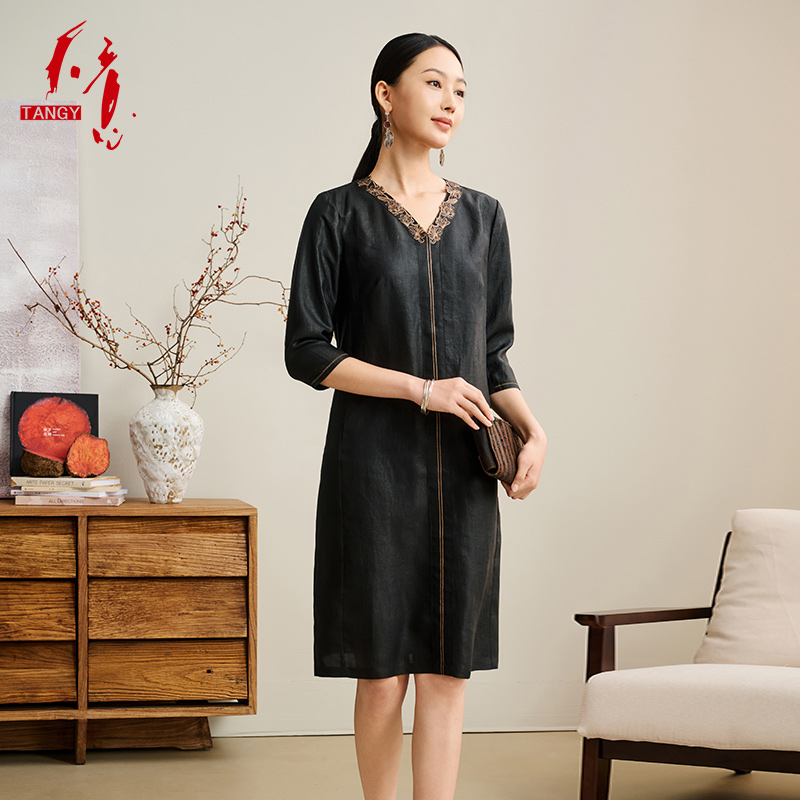 TANGY/天意2025春季新款民族风商场同款简约复古女连衣裙2251806