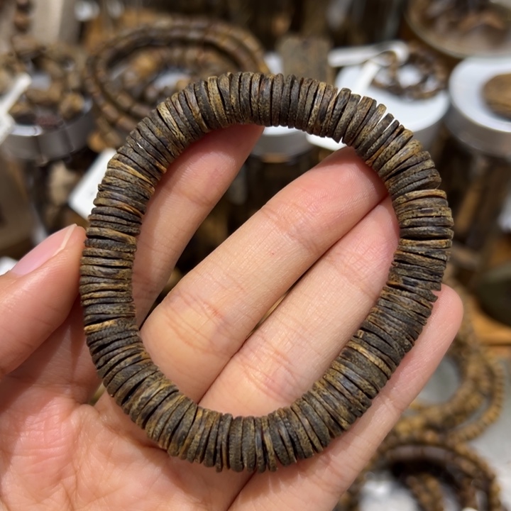 沉香碎屑沉香0.95沉水片片珠