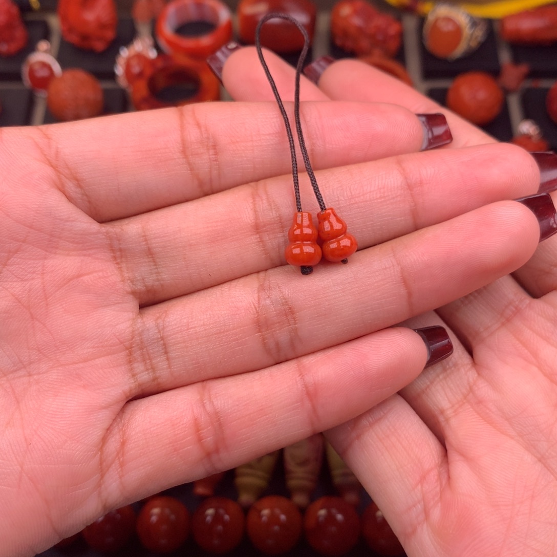 海***牛南红玛瑙未镶嵌葫芦对珠6