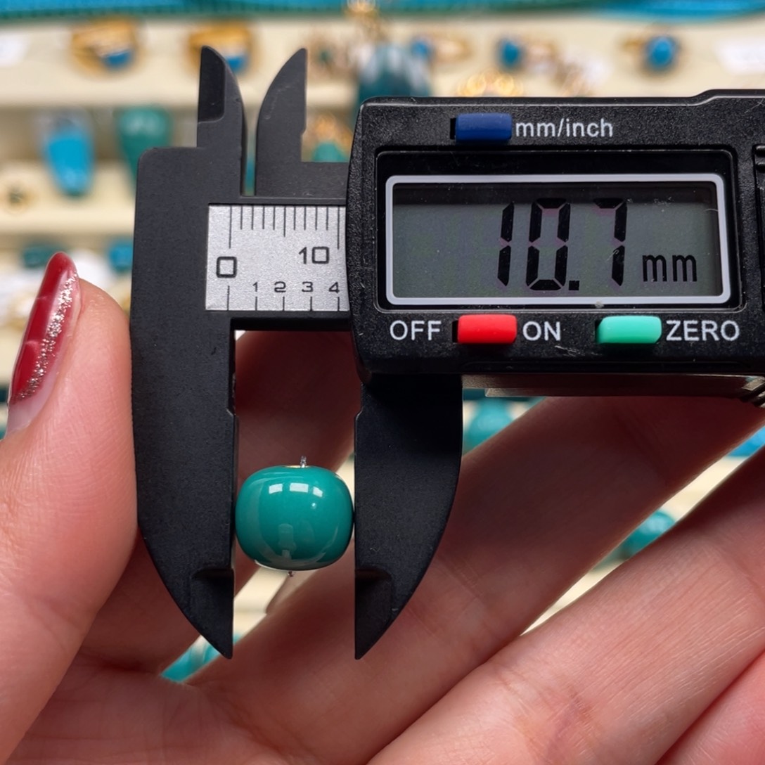 未镶嵌绿松石珠宝奇石老型