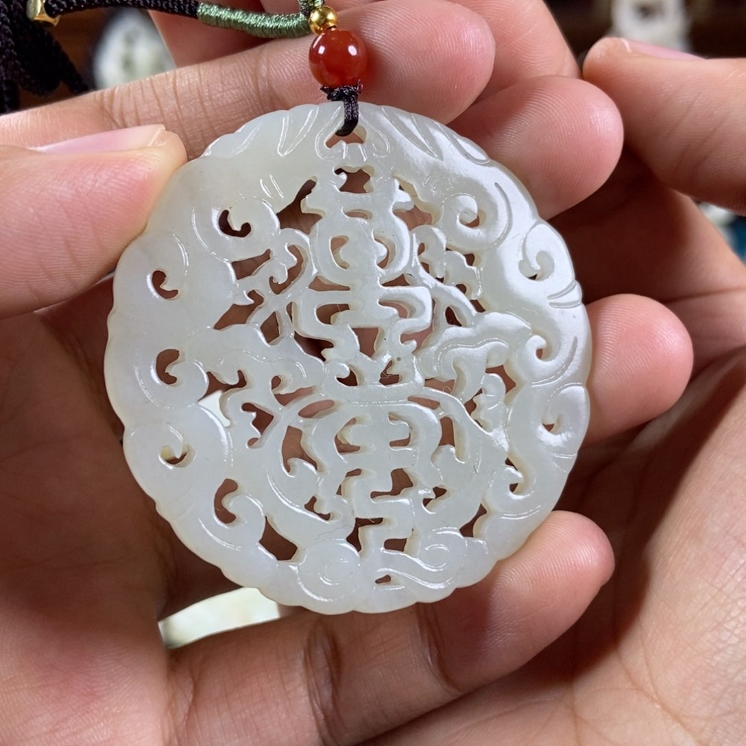 和田玉挂件未镶嵌鹰**长