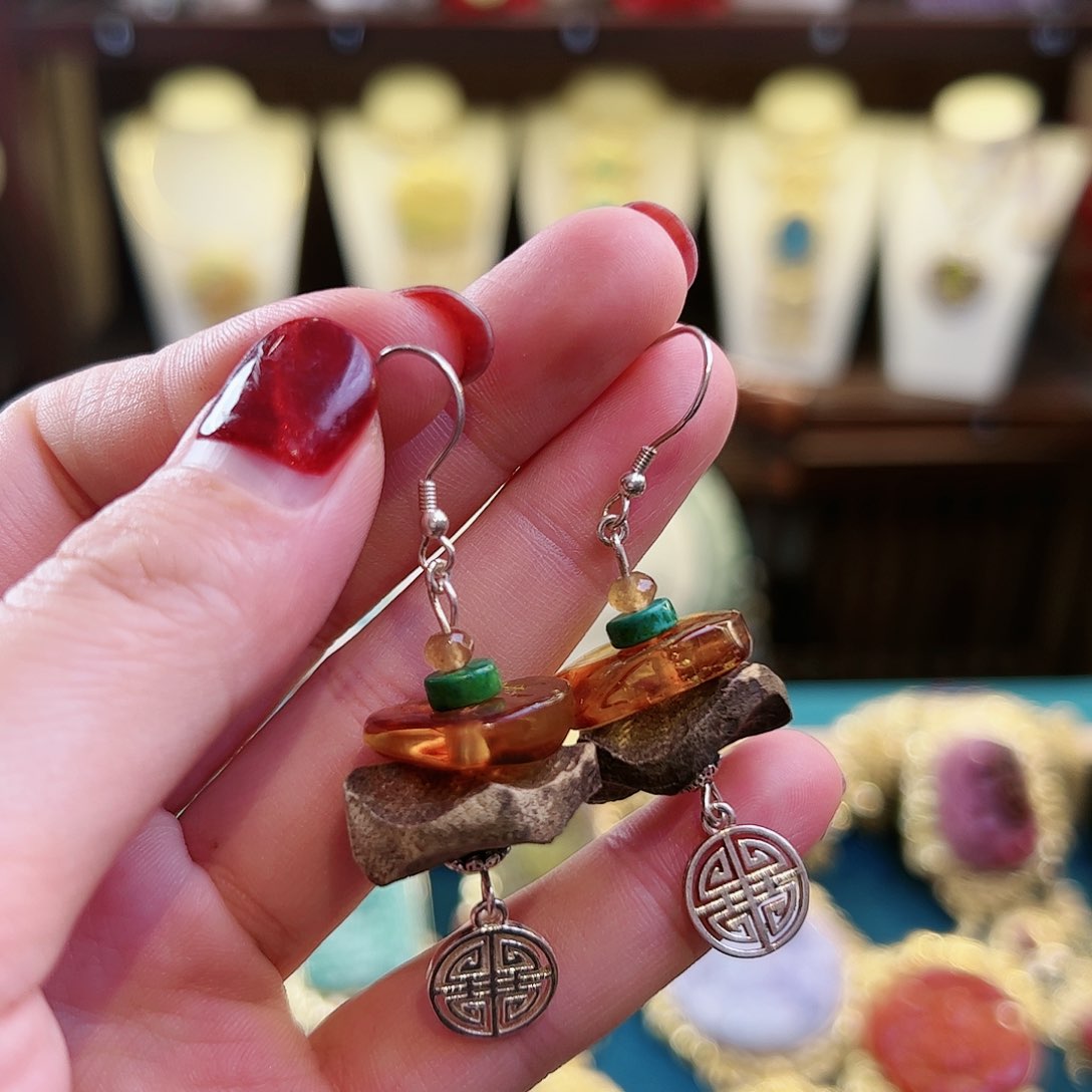 玛瑙/玉髓耳环未镶嵌耳环