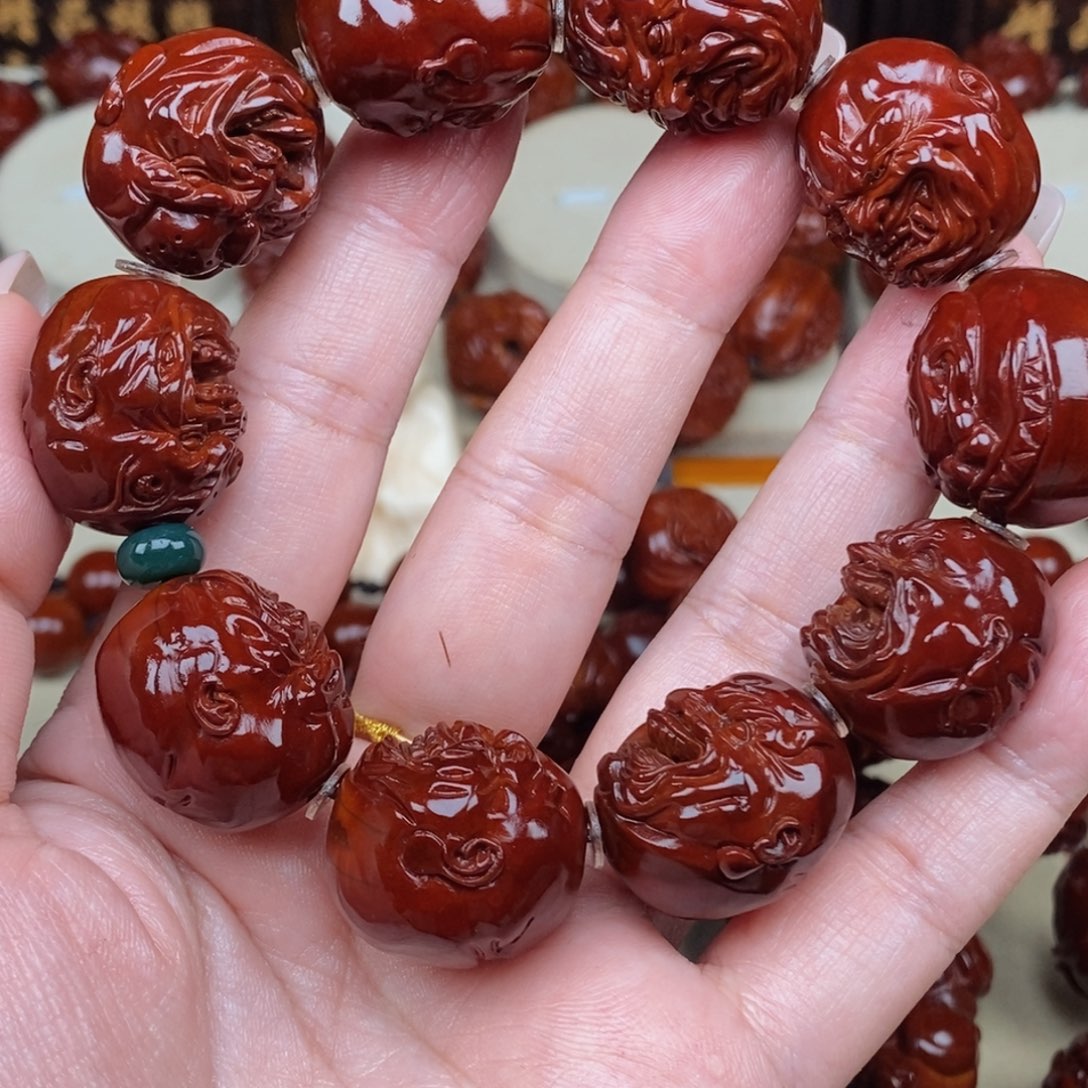 橄榄核吊坠g**y恶僧经典