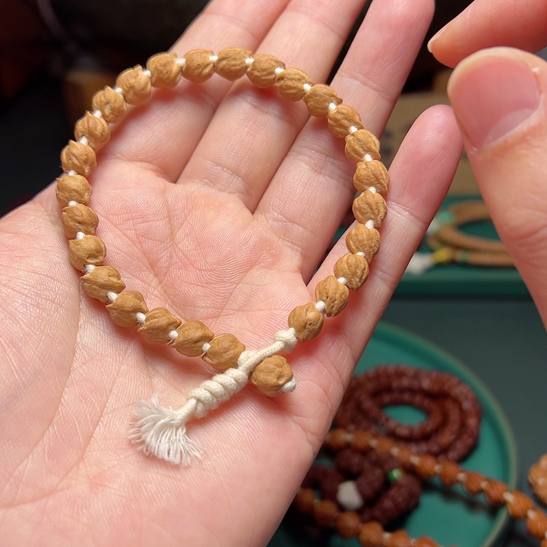 柏香籽/百香籽吊坠135.5