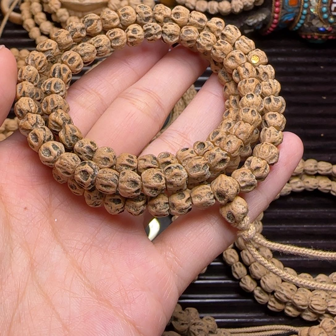 柏香籽/百香籽吊坠T****开