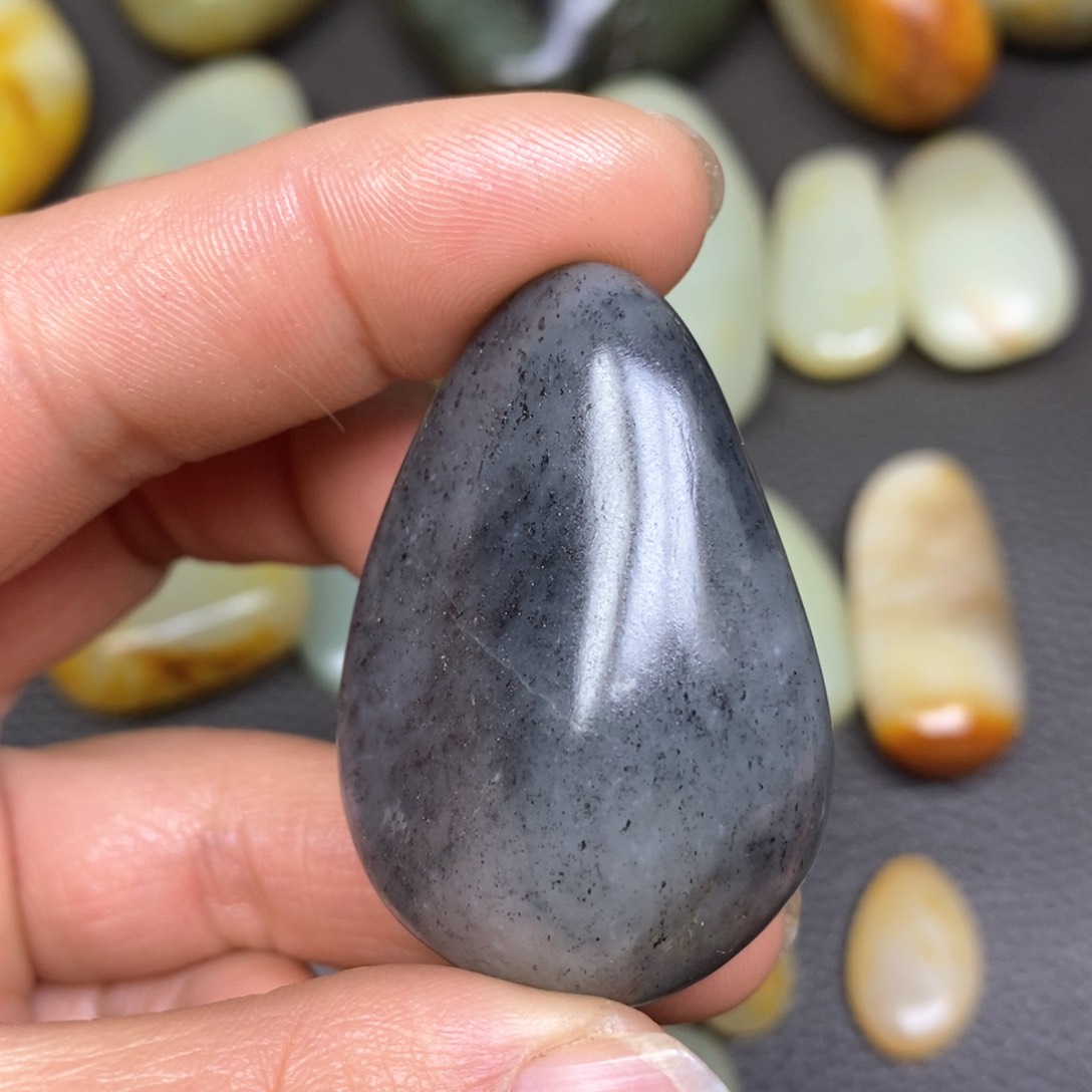 和田玉挂件^_^未镶嵌