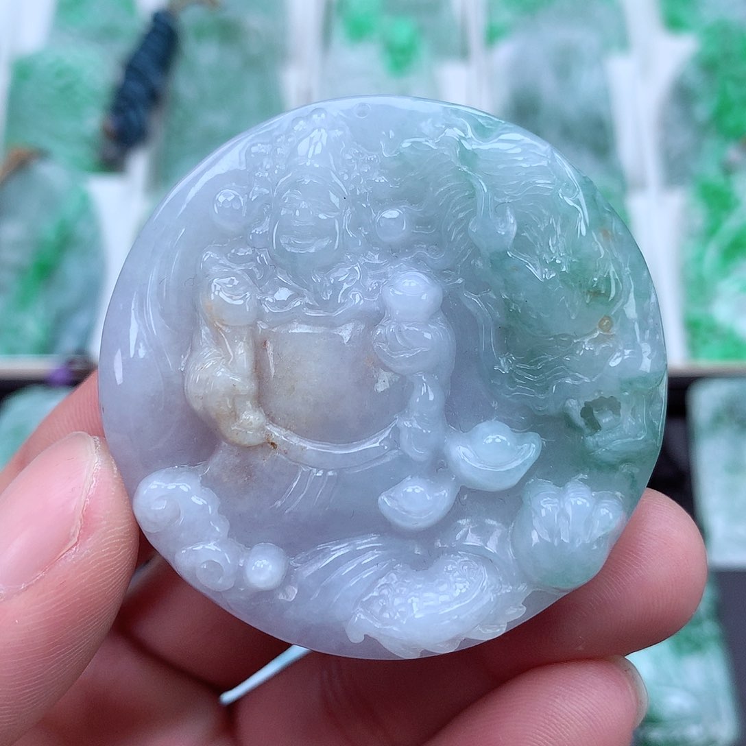 翡翠颈饰未镶嵌翡翠吊坠