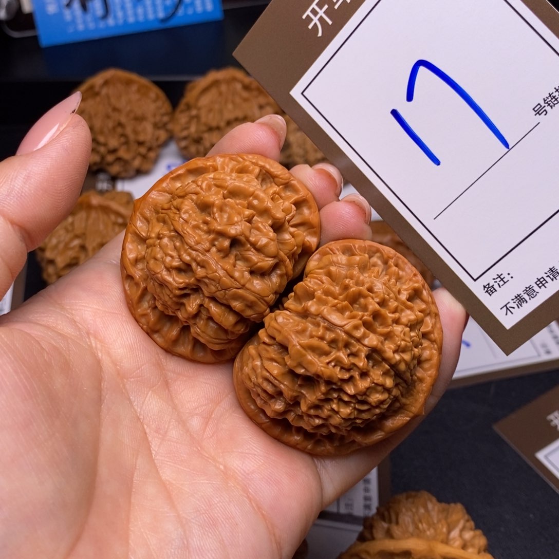 文玩核桃把件47官帽17