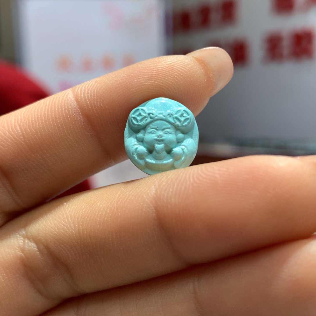 绿松石配饰未镶嵌