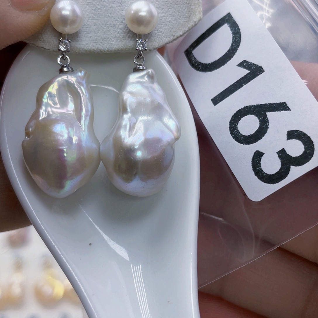 淡水珍珠未镶嵌颈饰兔**姐