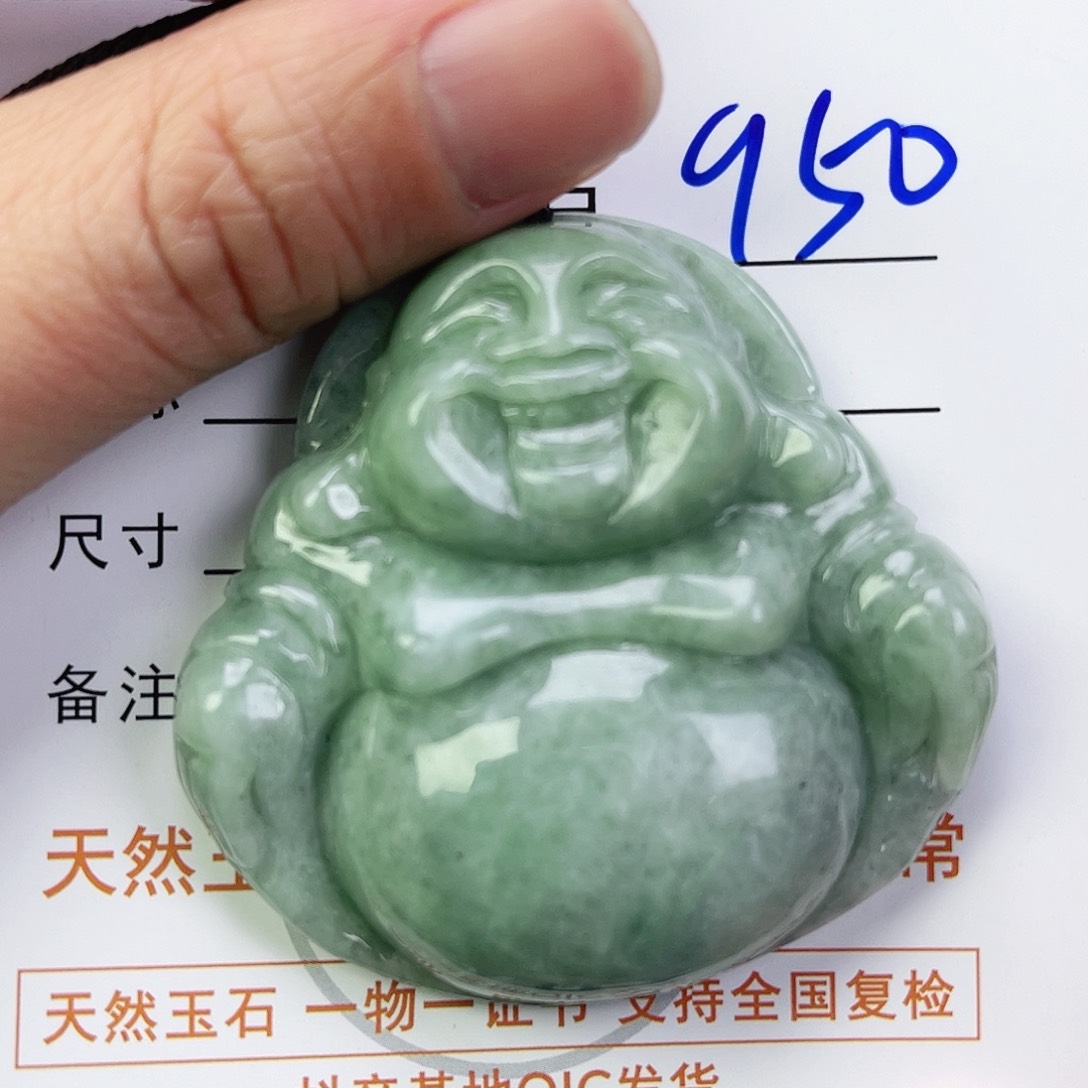 翡翠颈饰未镶嵌佛公