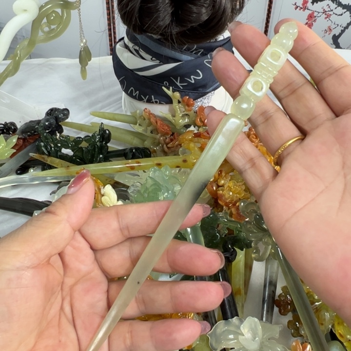 定制蛇纹石玉焱*毛货发饰
