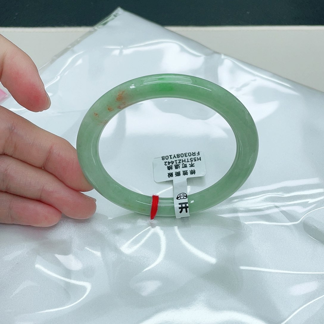 翡翠未镶嵌手镯圆55