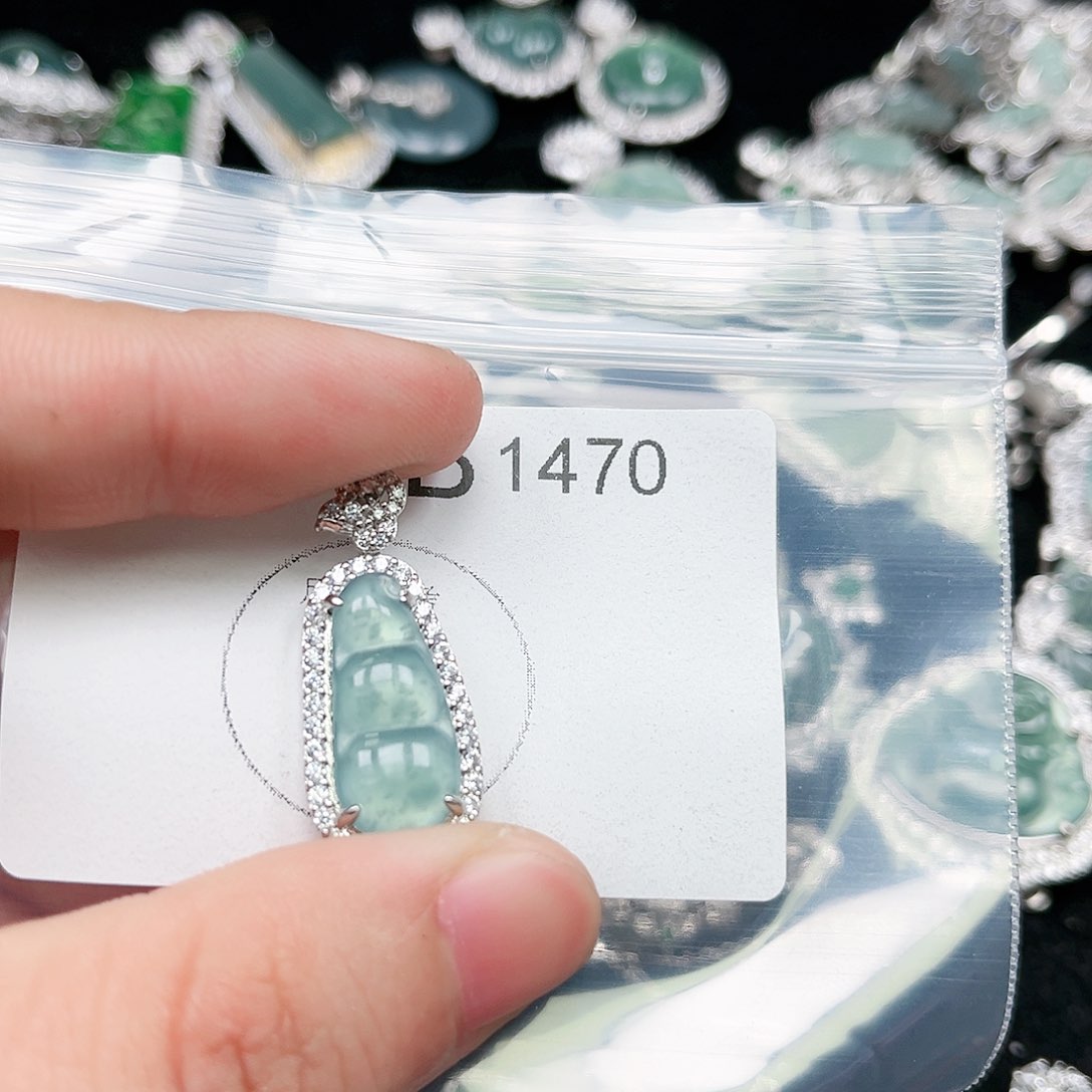 翡翠颈饰未镶嵌翡翠1470