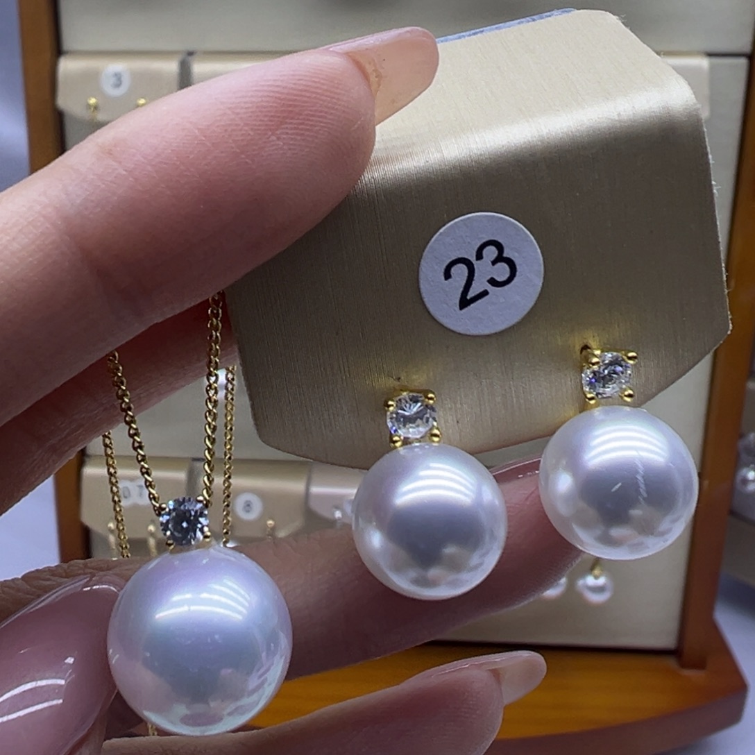 套链18K金镶嵌淡水珍珠