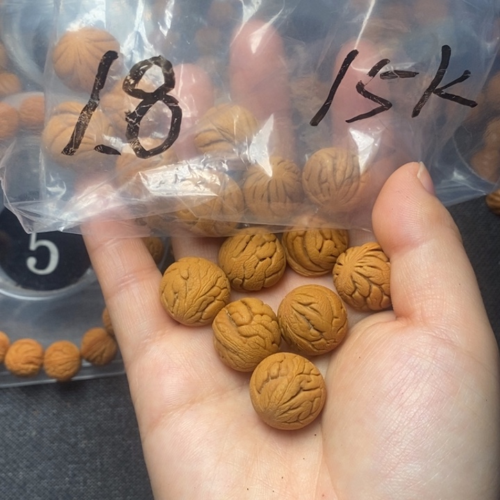 桃核吊坠秦岭山野生桃核