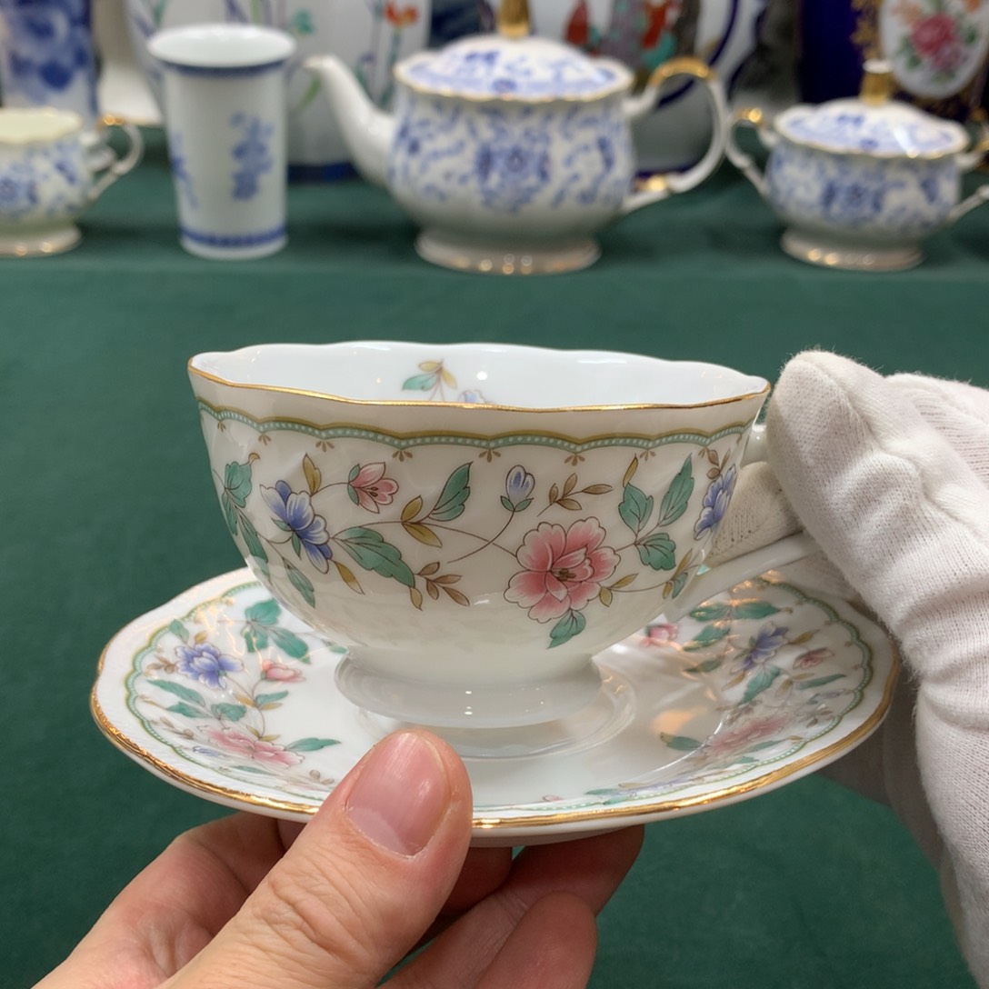 摆件全是大漂亮瓷器啊美美哒