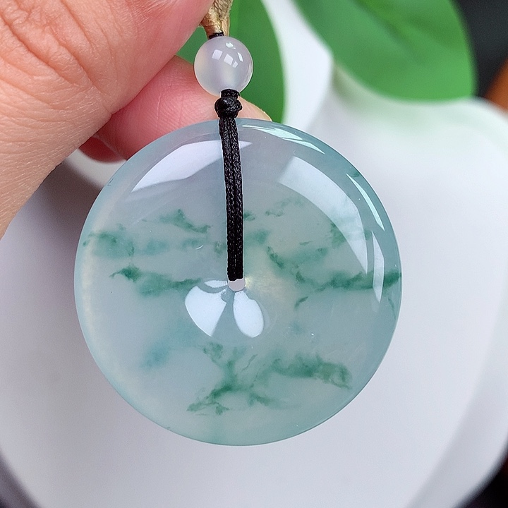 颈饰未镶嵌翡翠平安扣 34.7x5.8mm