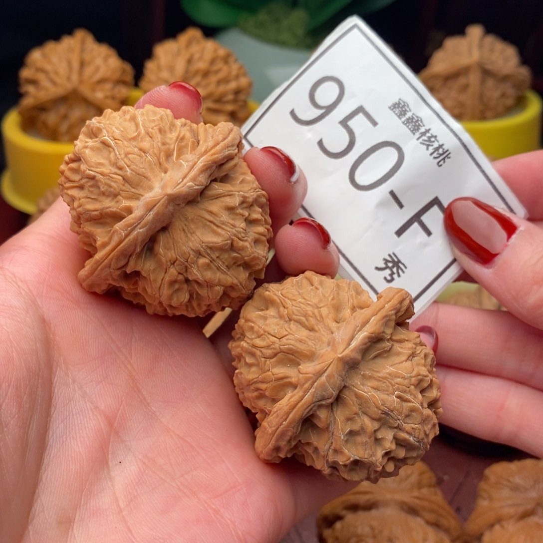 文玩核桃把件玉麒麟43