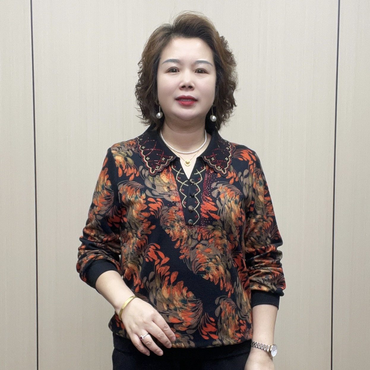 2025秋季时尚中老年百搭长袖气质休闲宽松显瘦女装洋气妈妈装