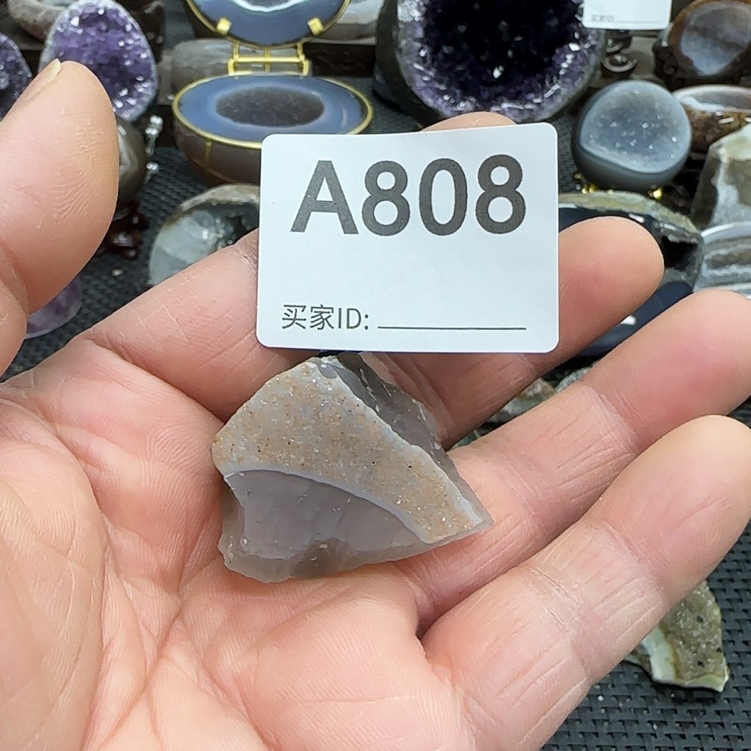 未镶嵌水晶大型摆件（非配饰）