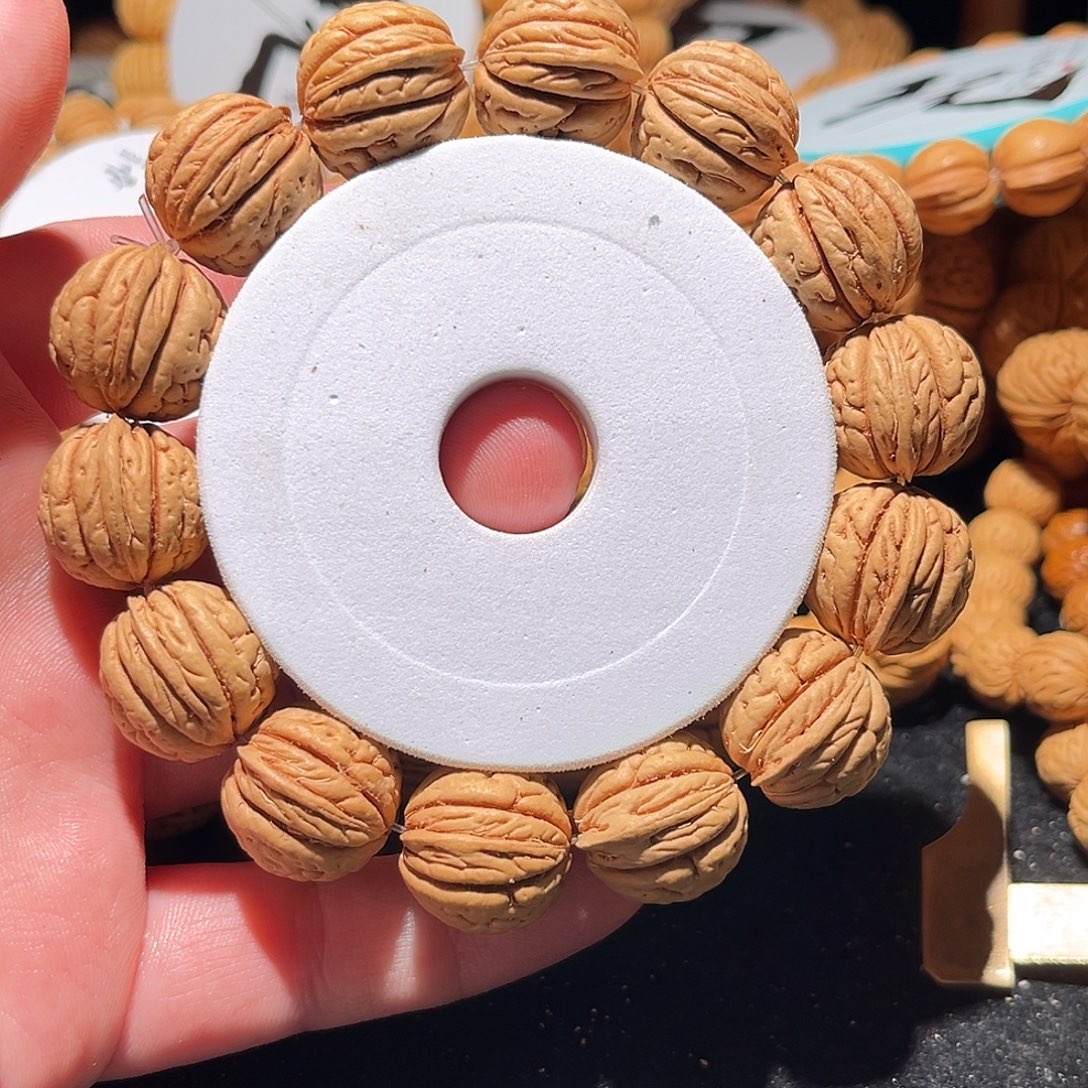 蜡***子桃核手串18尺寸盘锦柳叶肌肉