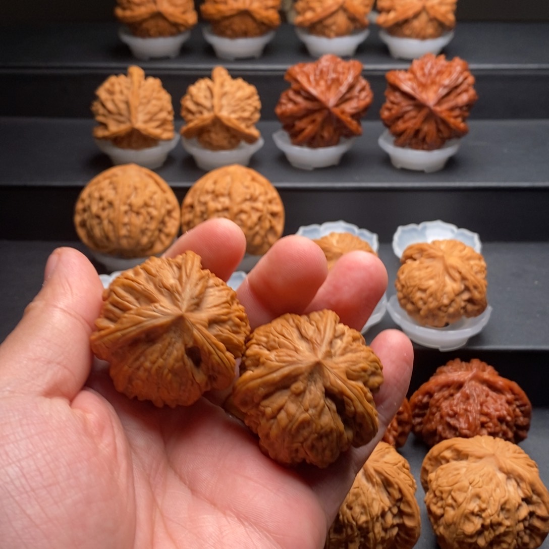 文玩核桃把件亚*鴏核为贵