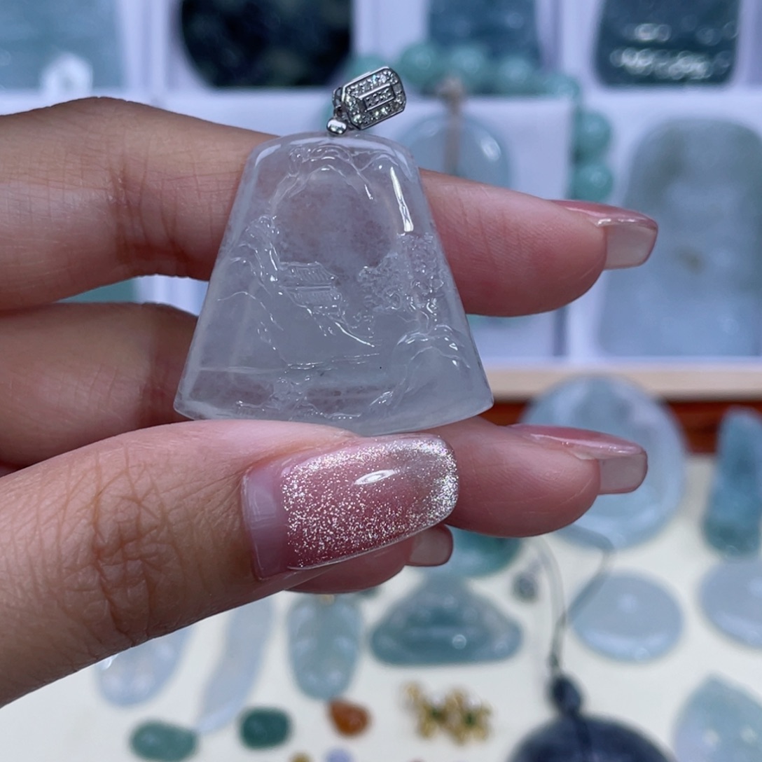 翡翠18K金镶嵌颈饰@*心缅甸翡翠A货未镶嵌